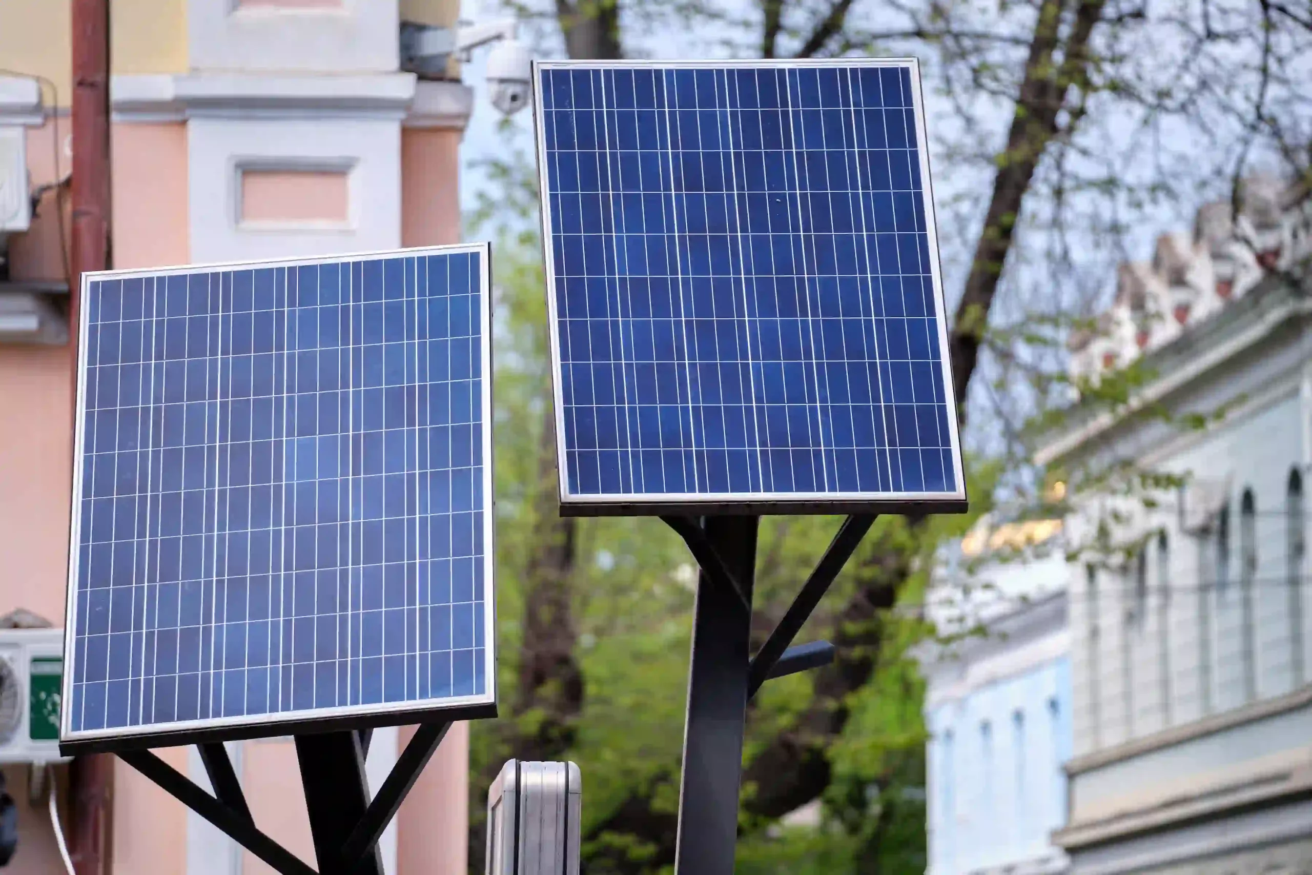 Solar Panels Convert Sunlight Into Electricity And Are The Core Components Of Solar Flood Light Systems.