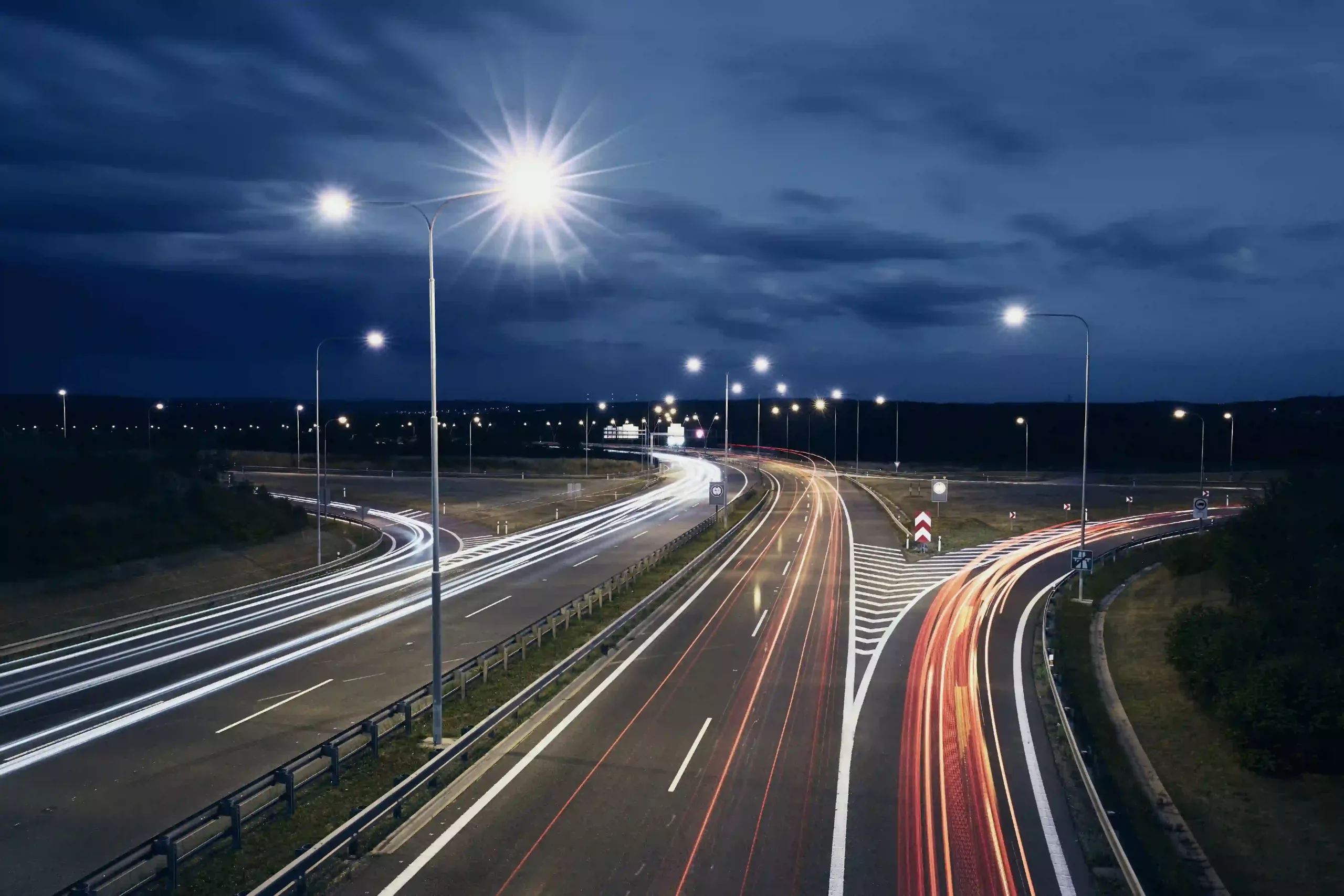 Solar Street Lights Leading The Way To A Sustainable Future.